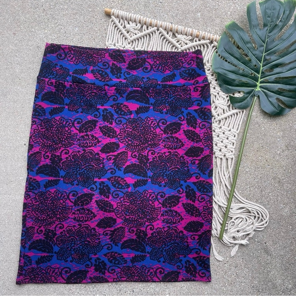 LuLaRoe Printed Skirt Size 2XL